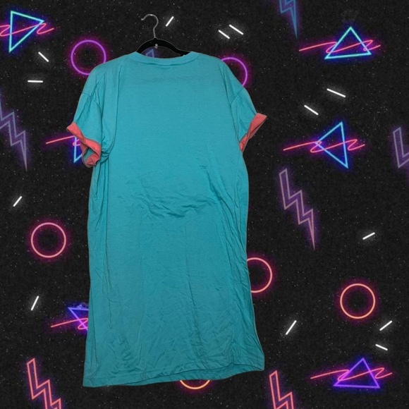 80s Teal night gown with coral sleeve cuffs. Very nice worn feel - Picture 2 of 3